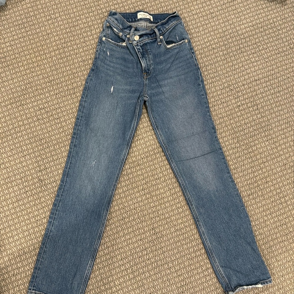 a&f jeans